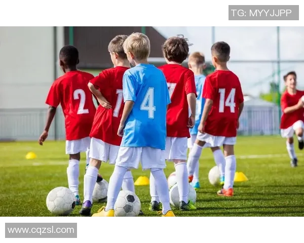 武汉足球队的精神探索与团队意识的深度剖析 武汉足球队的精神探索与团队意识的深度剖析