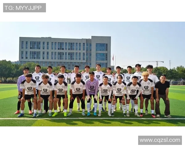 武汉足球队在亚运会积分榜上以51分稳居首位展现强劲实力 武汉足球队在亚运会积分榜上以51分稳居首位展现强劲实力