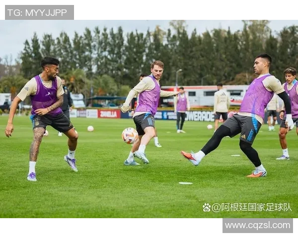 北京足球队技术揭秘:从战术布局到球员训练的深度分析与探讨 北京足球队技术揭秘:从战术布局到球员训练的深度分析与探讨