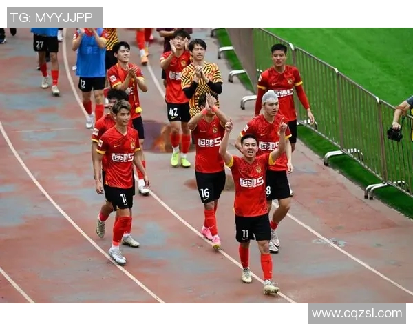 西安篮球队进攻革新之路：战术创新与球员协作的完美结合